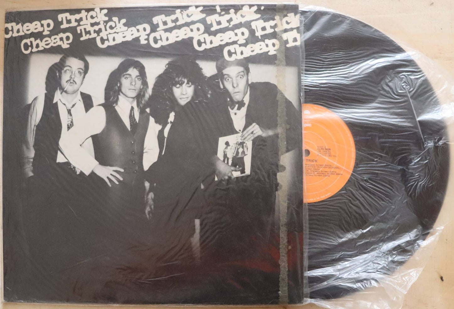 Cheap Trick – Cheap Trick