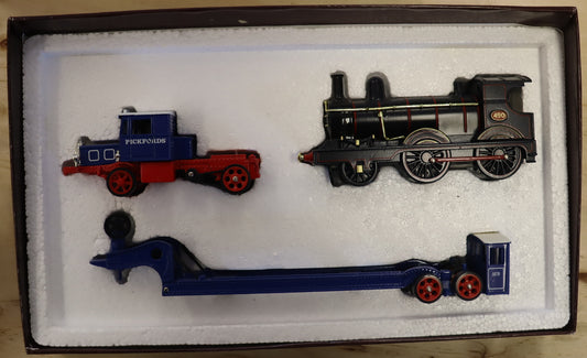 Matchbox Models of Yesteryear - Scammell Truck & Class E Locomotive