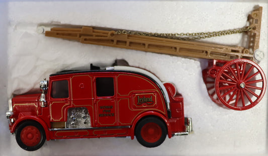 Matchbox Models of Yesteryear - 1936 Leyland Cub Fire Engine FK-7