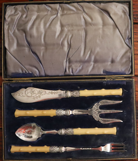 Vintage 4-Piece Silver Plated Cutlery Set – Ornate Handles & Bakelite Style Grips