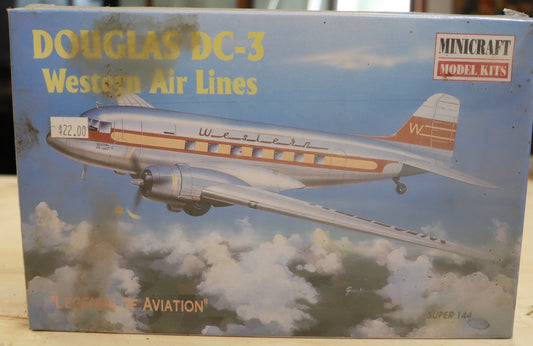 Douglas DC-3 Western Air Lines 1:144 Model Kit