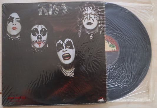 Kiss – Dynasty