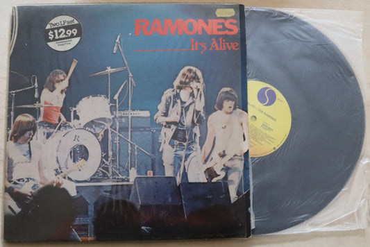 Ramones – It’s Alive