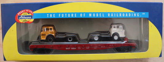 Athearn Ready to Roll MKT Flatcar with Cabover Trucks Load - MKT 9064