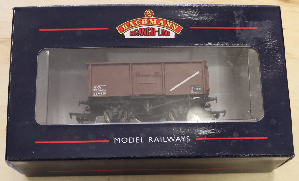 BR Mineral Wagon B574829 - Brown