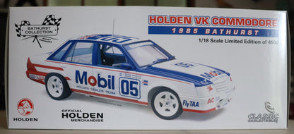 Classic Carlectables 1:18 Holden VK Commodore #05 – 1985 Bathurst HDT Peter Brock / David Oxton – Diecast Model Car